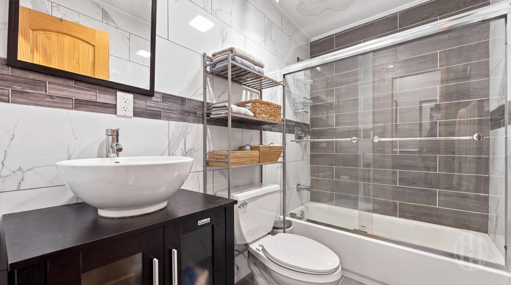 457 Lafayette Avenue, Unit 1 photo 7