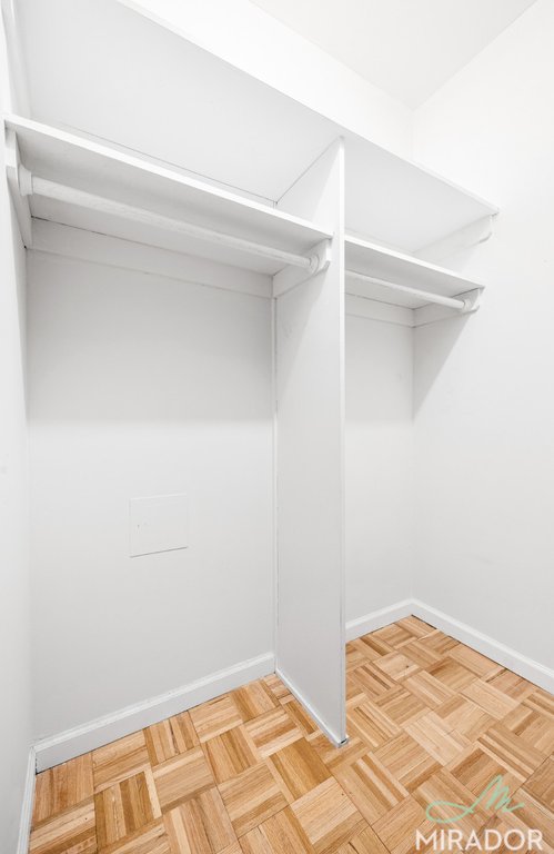 15 Park Row, Unit 12J photo 3