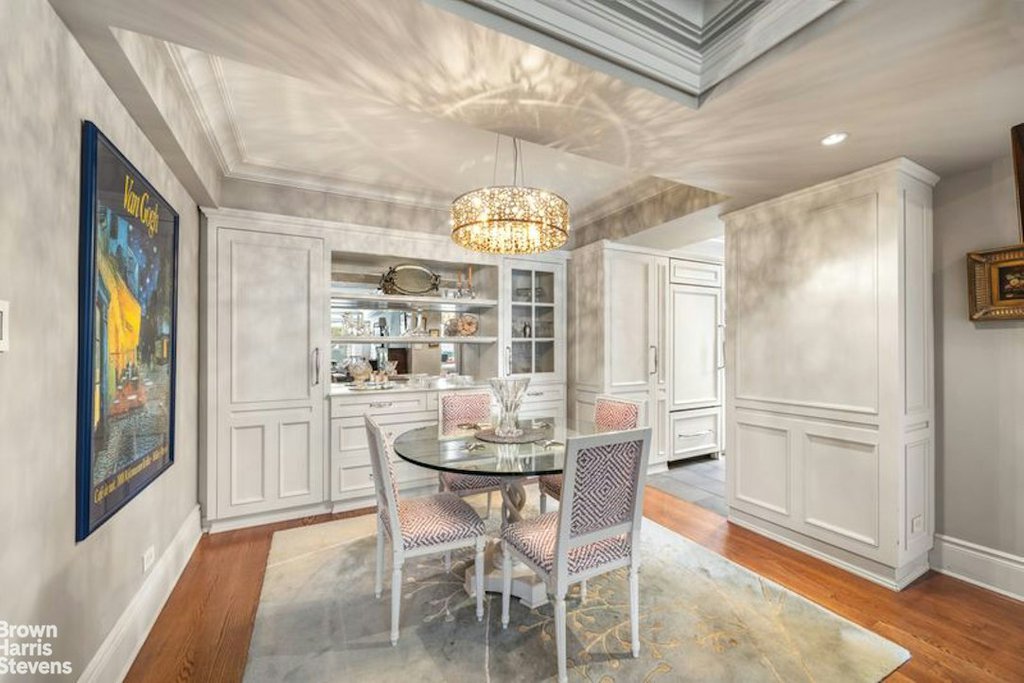 200 East 78th Street, Unit 19A photo 4