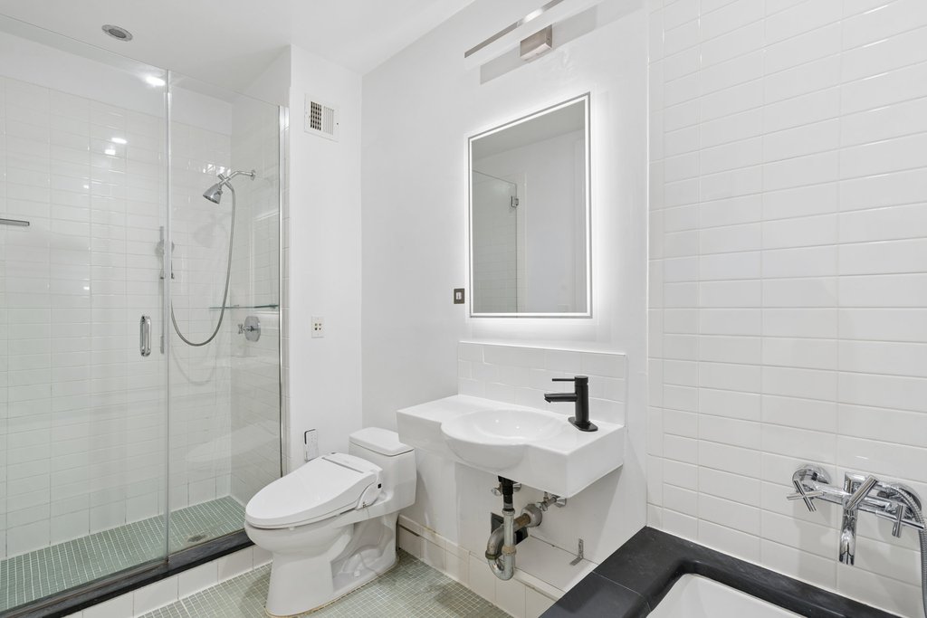 70 Washington Street, Unit 7F photo 4