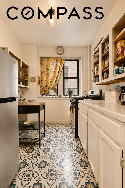 854 West 181st Street, Unit 4C photo 6