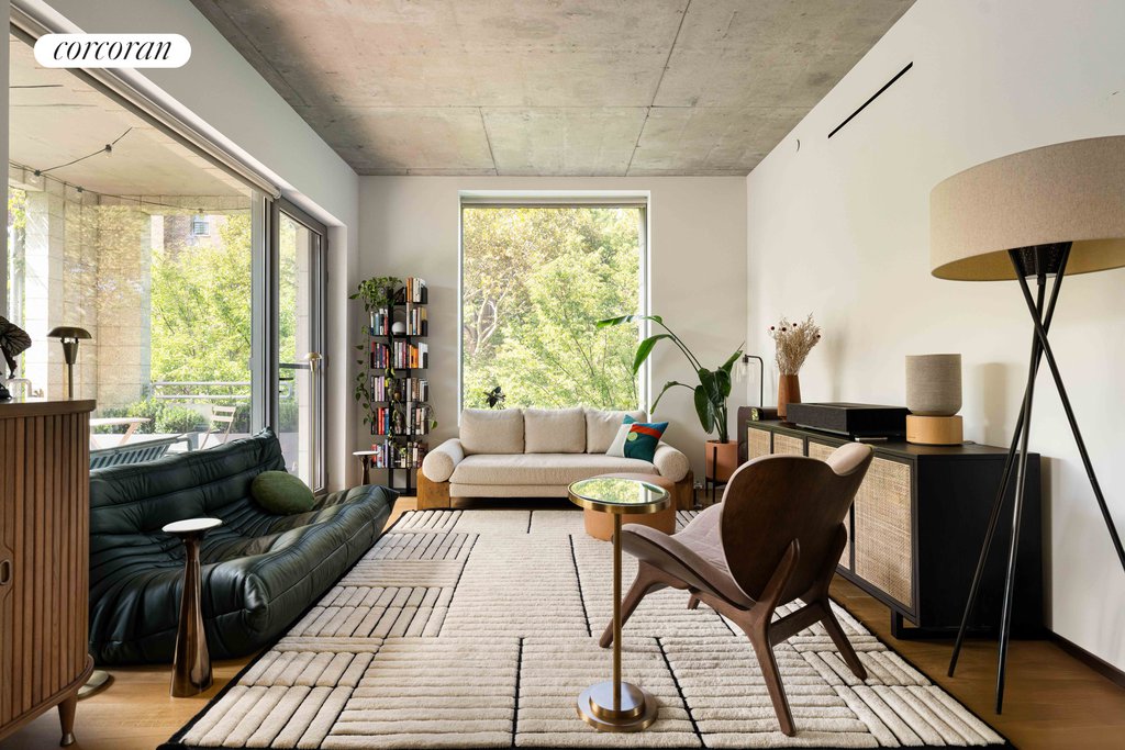 450 Warren Street, Unit 3B photo 3