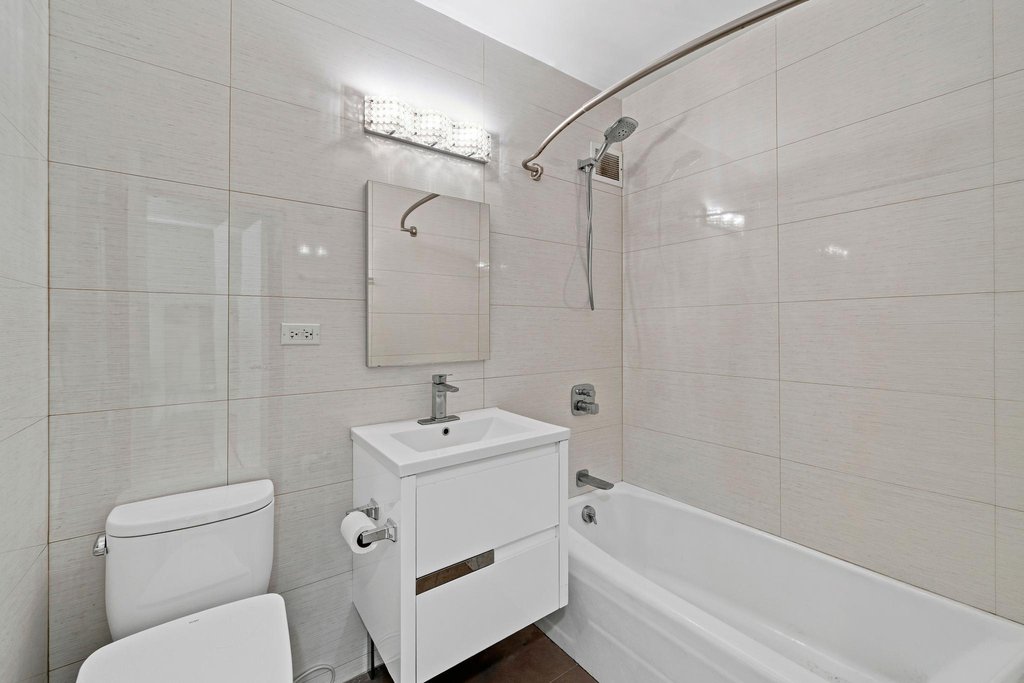 159 West 53rd Street, Unit 31D photo 7