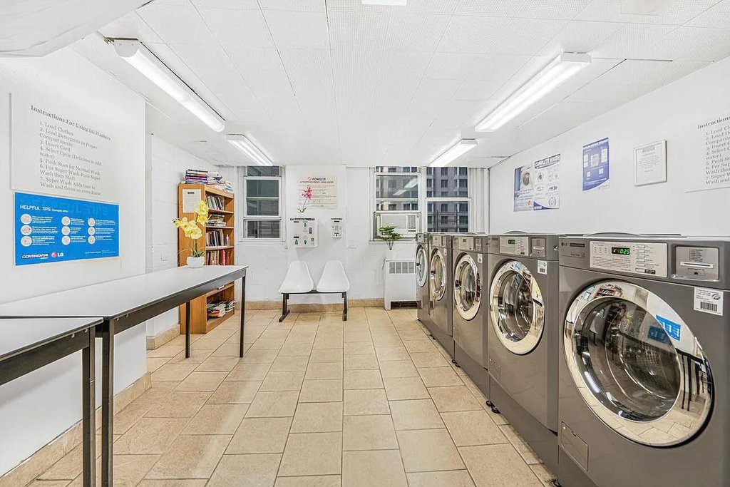 159 West 53rd Street, Unit 31D photo 14
