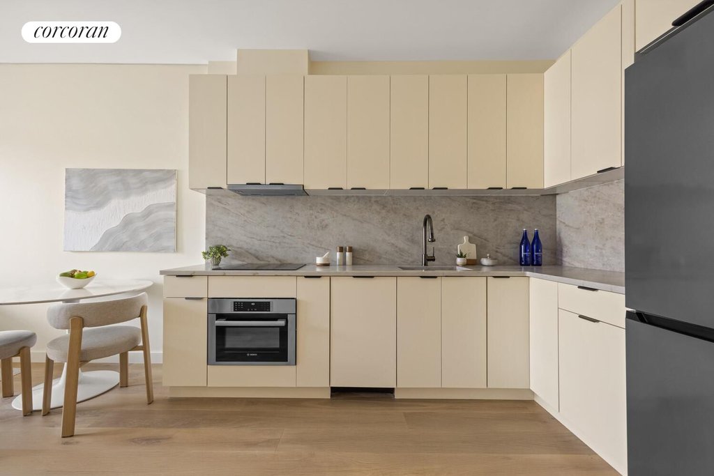 598 Sterling Place, Unit 4F photo 2