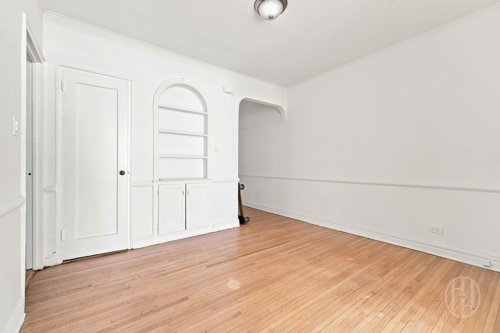 913 Park Place, Unit 3B photo 7