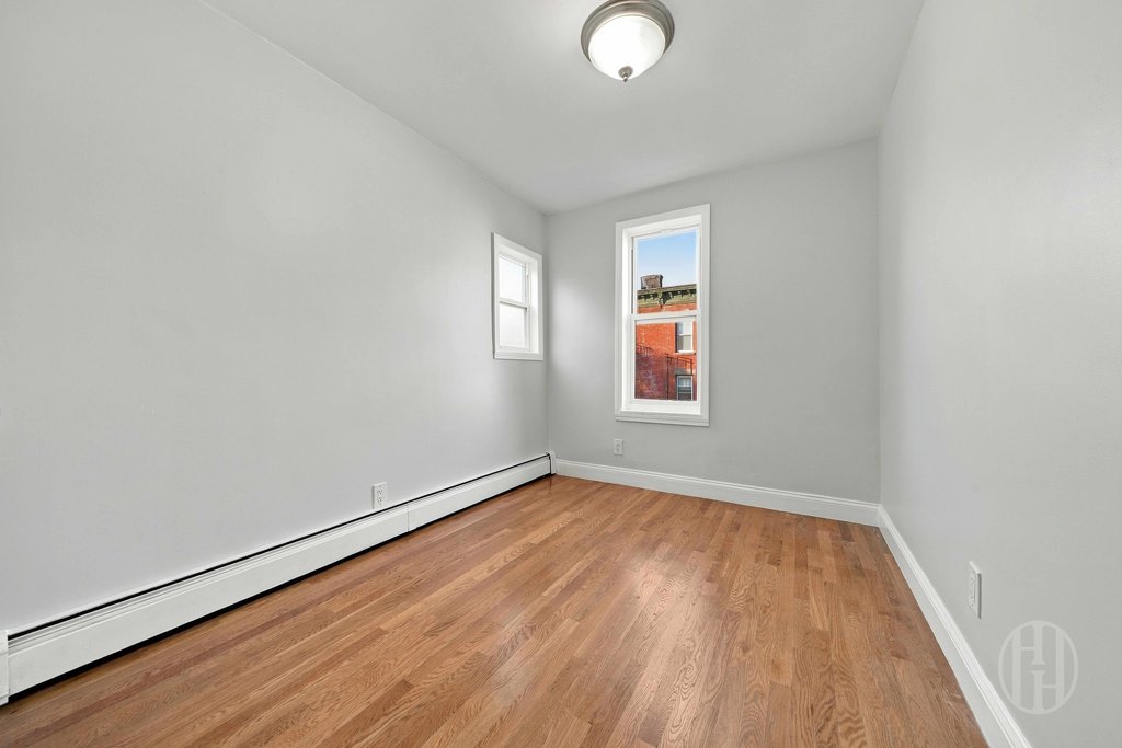 250 16th Street, Unit 1A photo 4