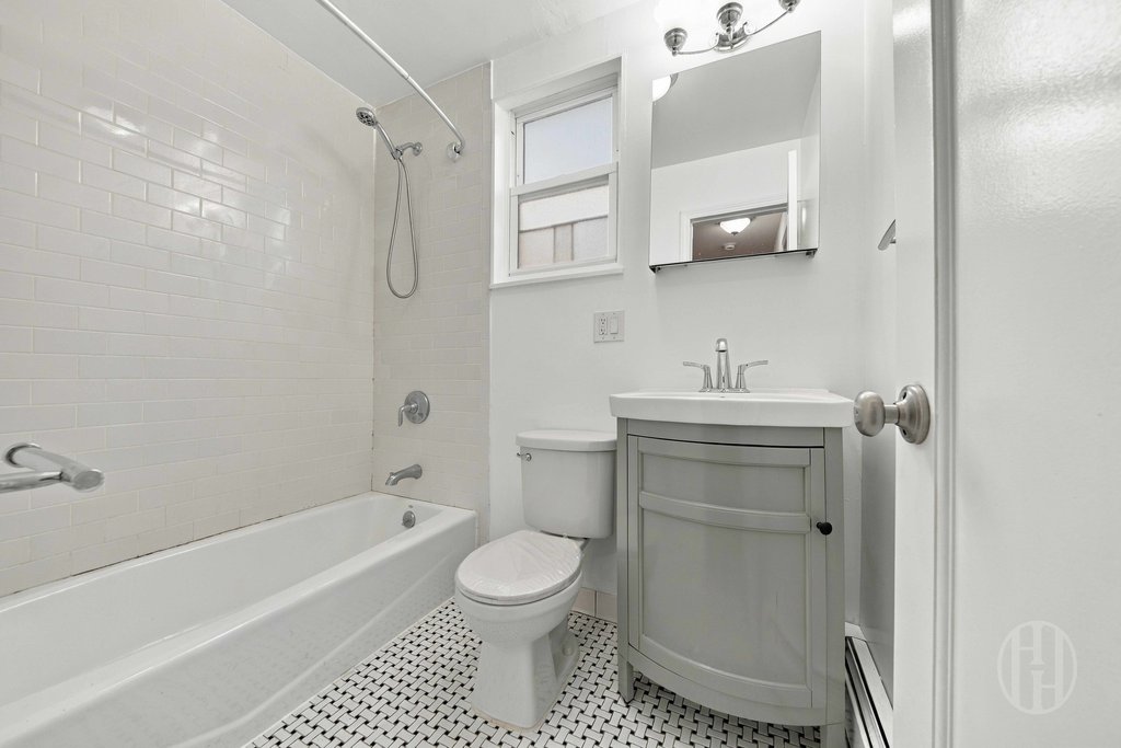 250 16th Street, Unit 1A photo 10