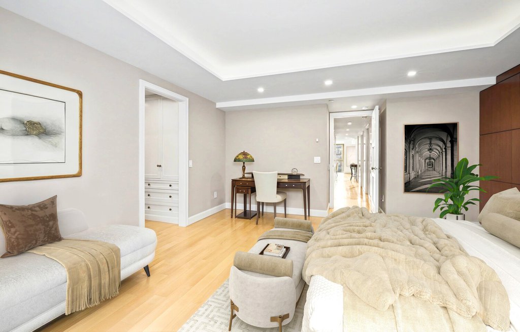 50 Gramercy Park North, Unit 12A photo 10