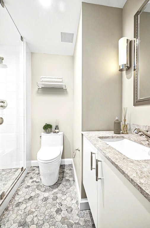 50 Gramercy Park North, Unit 12A photo 15
