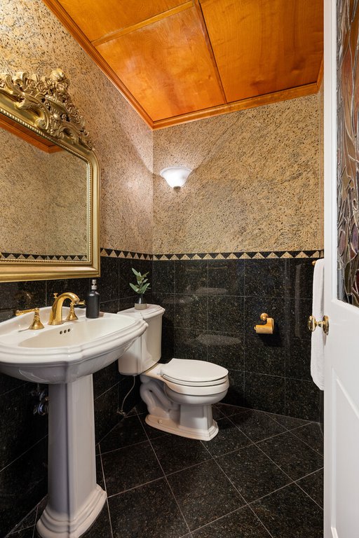51 East 67th Street – For Sale photo 13