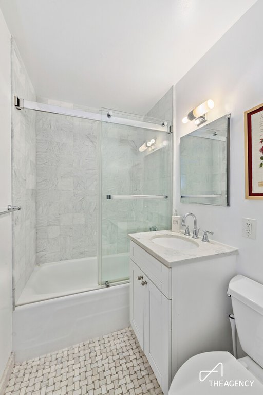 301 East 64th Street, Unit 15B photo 11