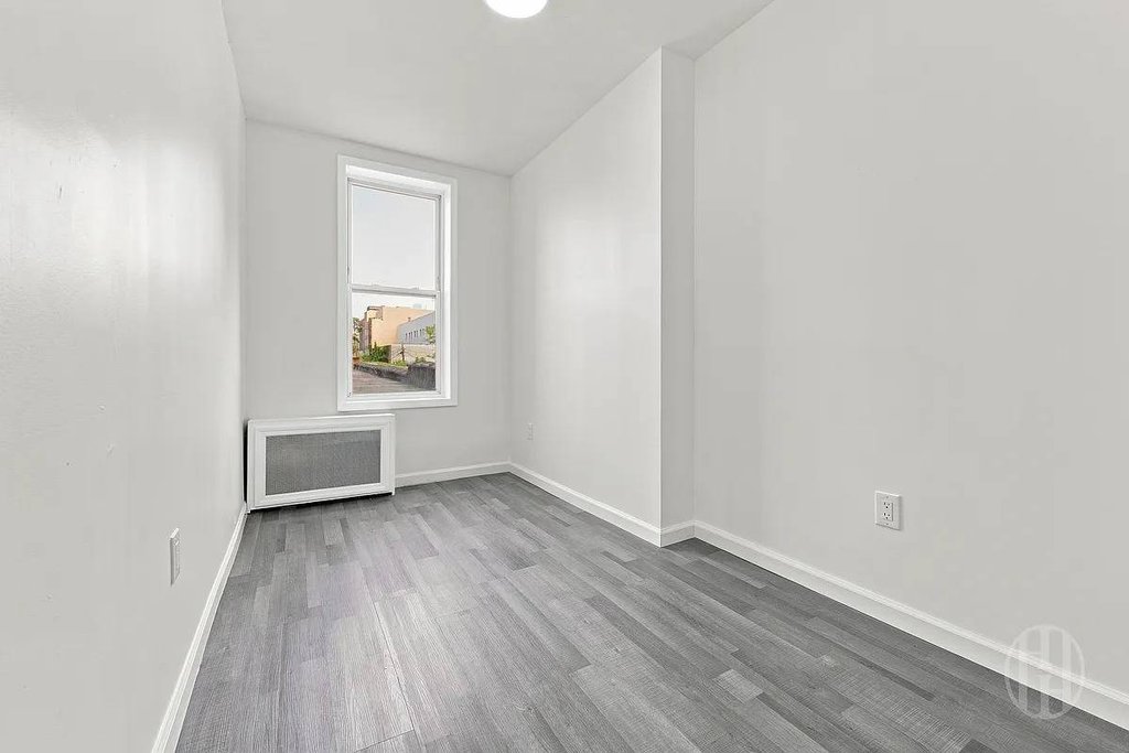 146-07 Jamaica Avenue, Unit 1 photo 11