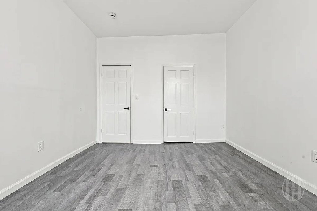 146-07 Jamaica Avenue, Unit 1 photo 13