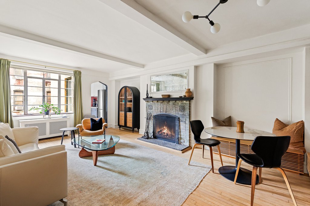 61 West 9th Street, Unit 5D