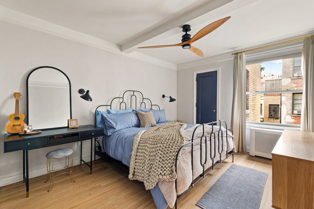 61 West 9th Street, Unit 5D photo 4