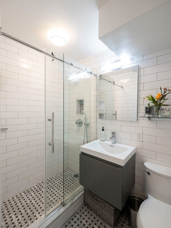 340 East 80th Street, Unit 21E photo 5