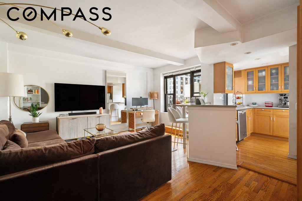 200 East 16th Street, Unit 17E