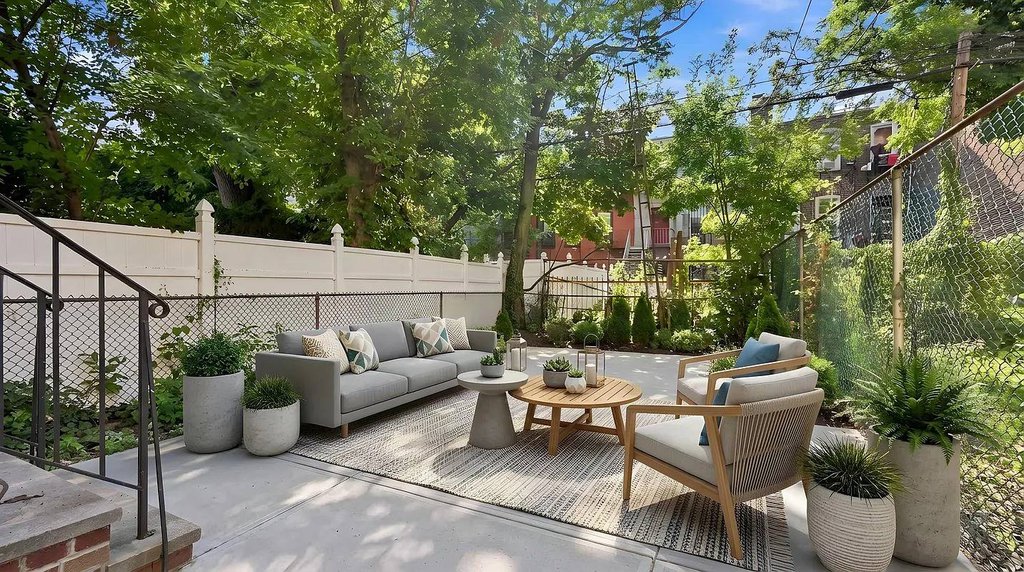 204 East 31st Street, Unit AA
