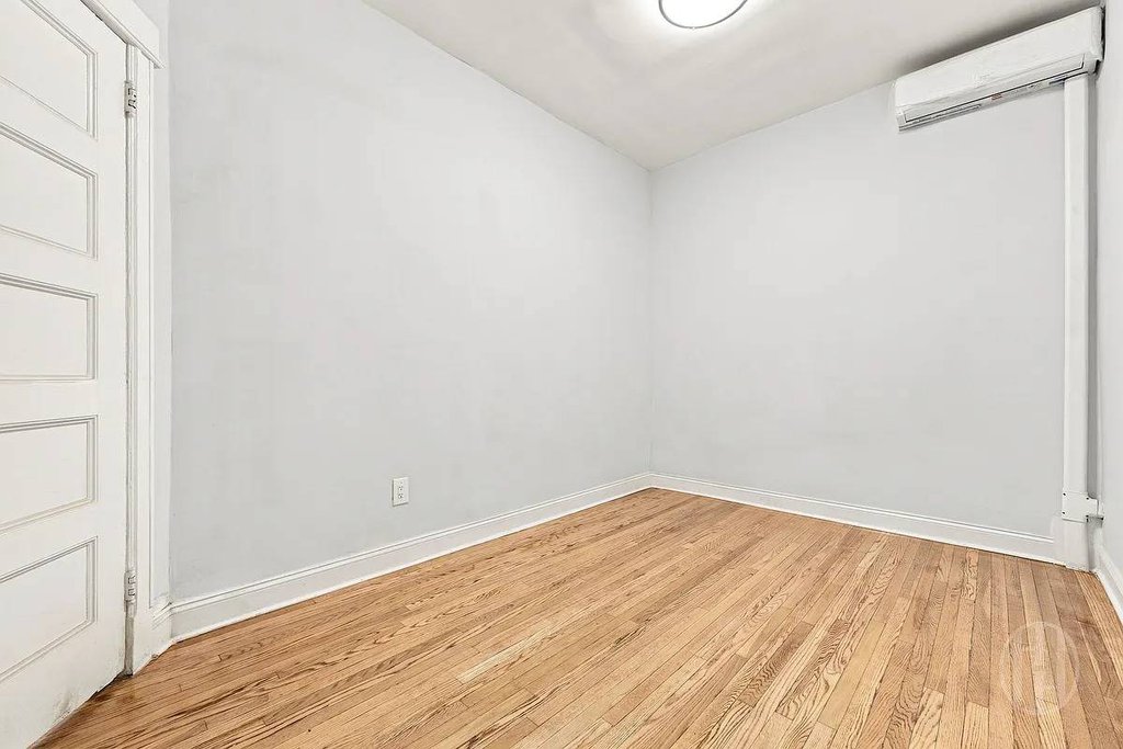 204 East 31st Street, Unit AA photo 11
