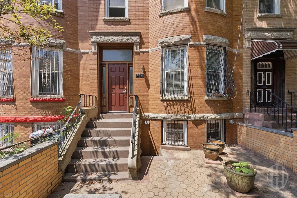 204 East 31st Street, Unit AA photo 20