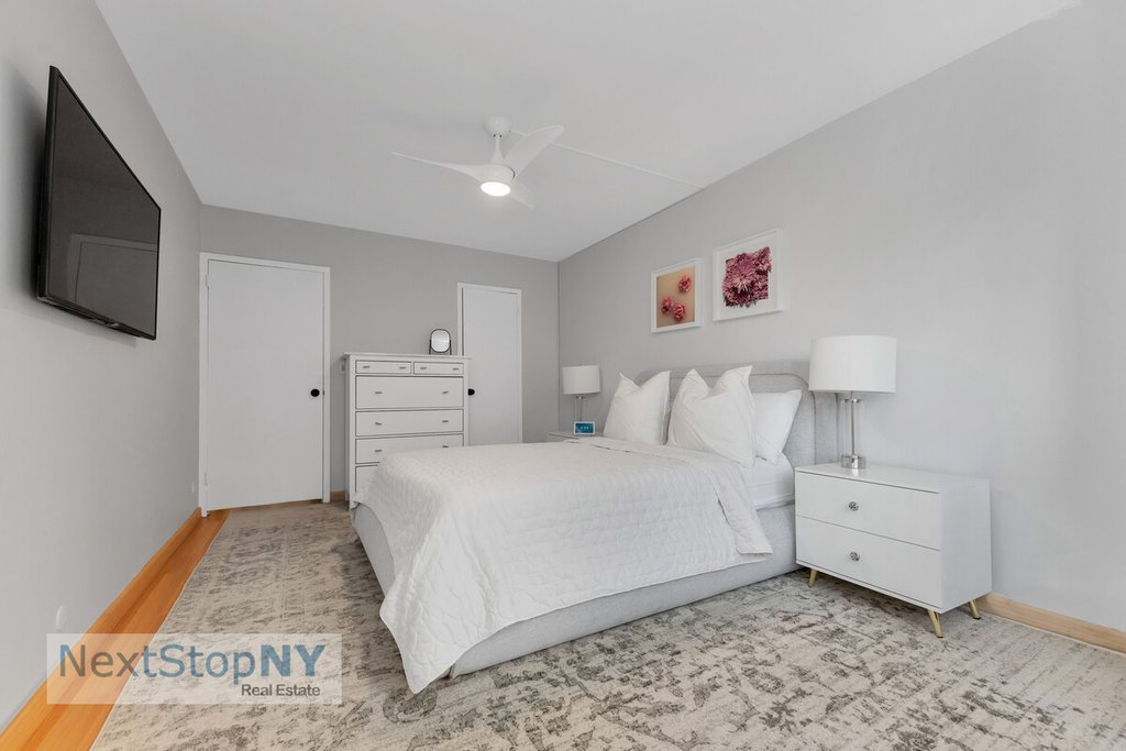 245 East 54th Street, Unit 6G photo 5
