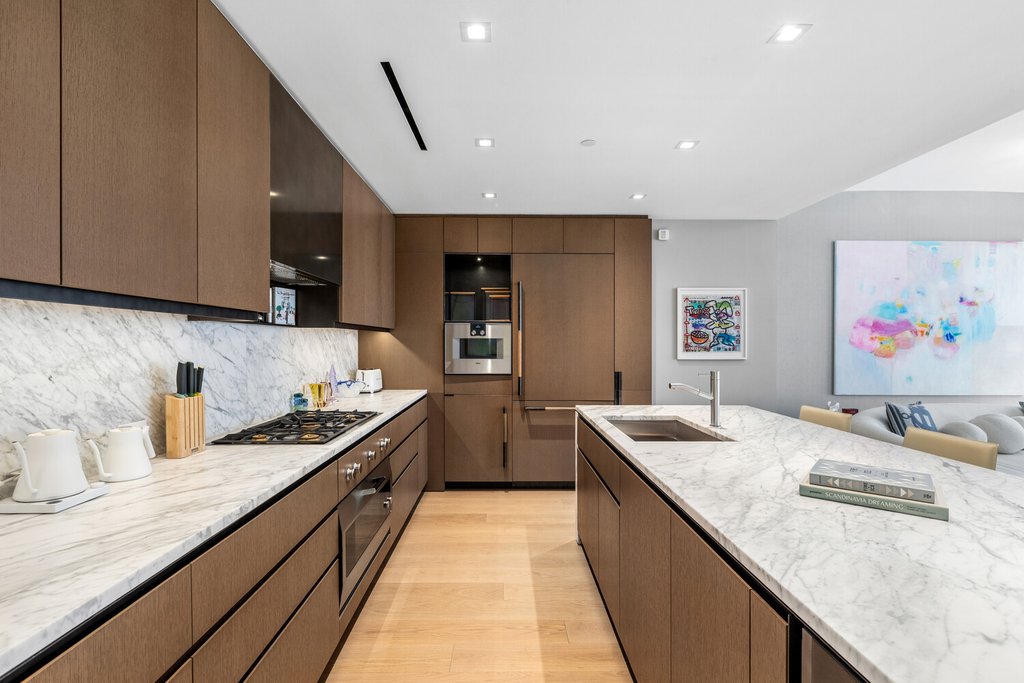 555 West 22nd Street, Unit 5CE photo 3