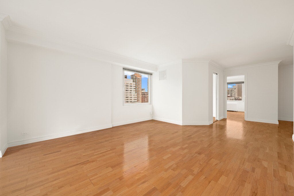 303 East 57th Street, Unit 12D photo 3
