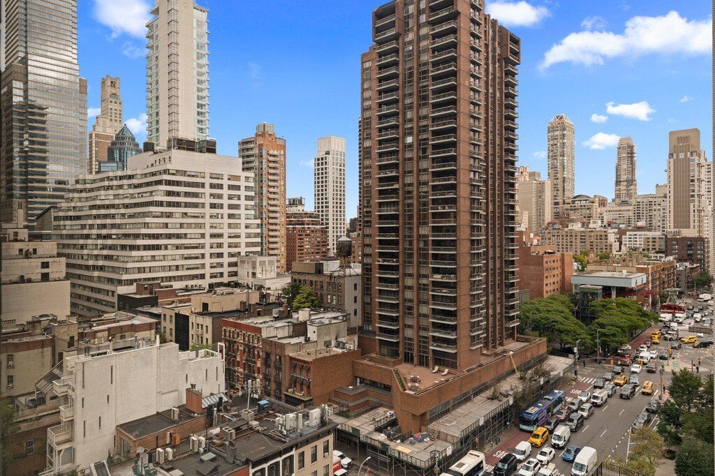 303 East 57th Street, Unit 12D photo 10