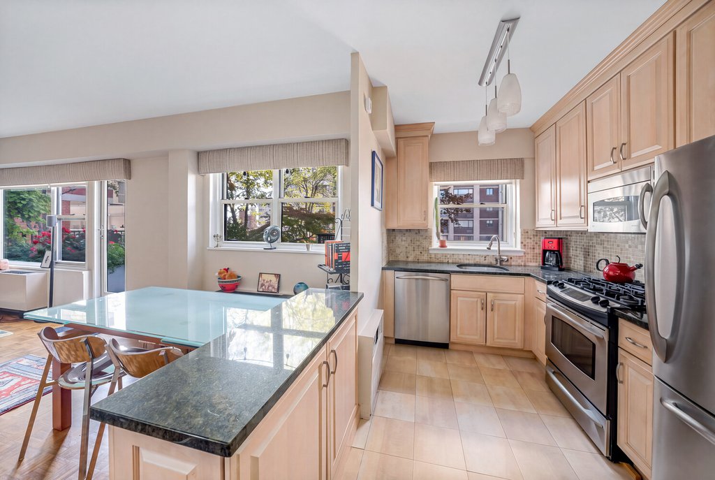 400 East 85th Street, Unit PHA photo 3