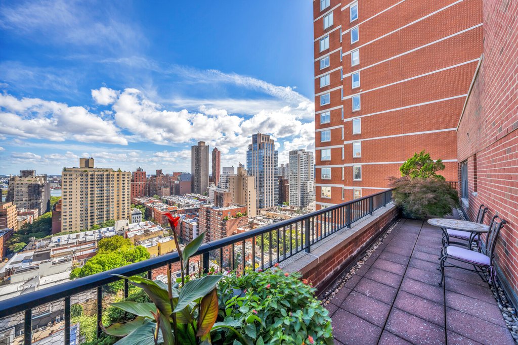 400 East 85th Street, Unit PHA photo 8