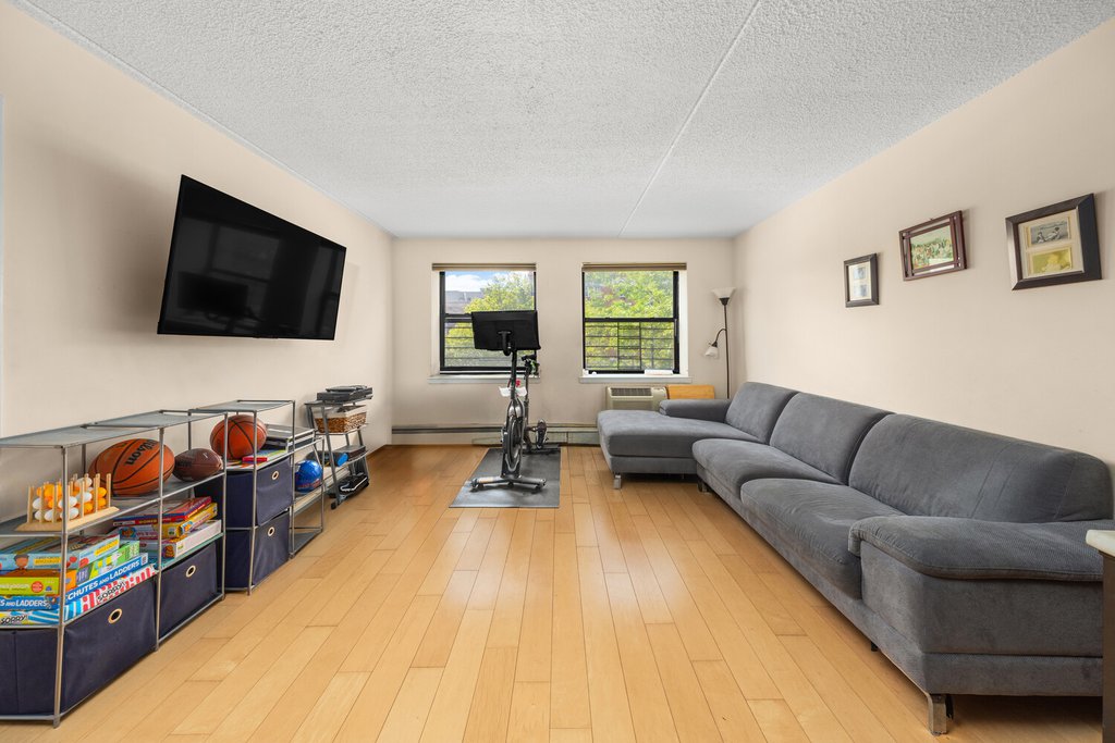 130 Lenox Avenue, Unit 218