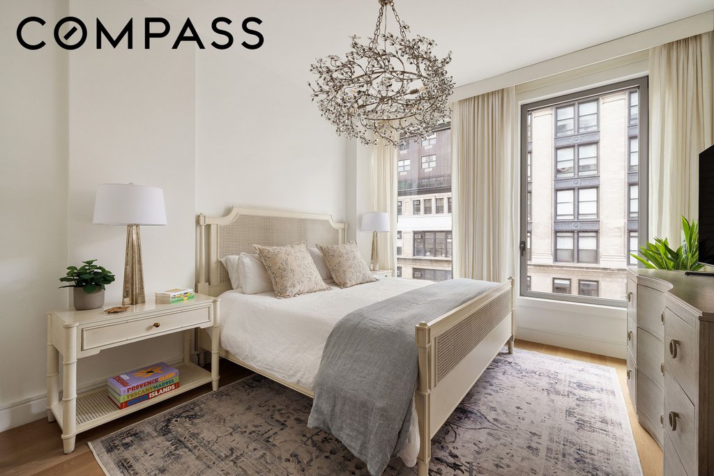 540 Sixth Avenue, Unit 6E photo 6