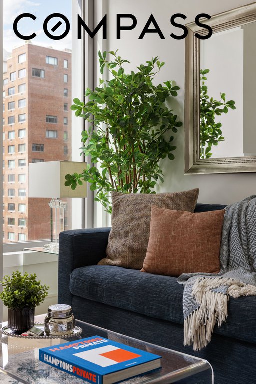 540 Sixth Avenue, Unit 6E photo 9