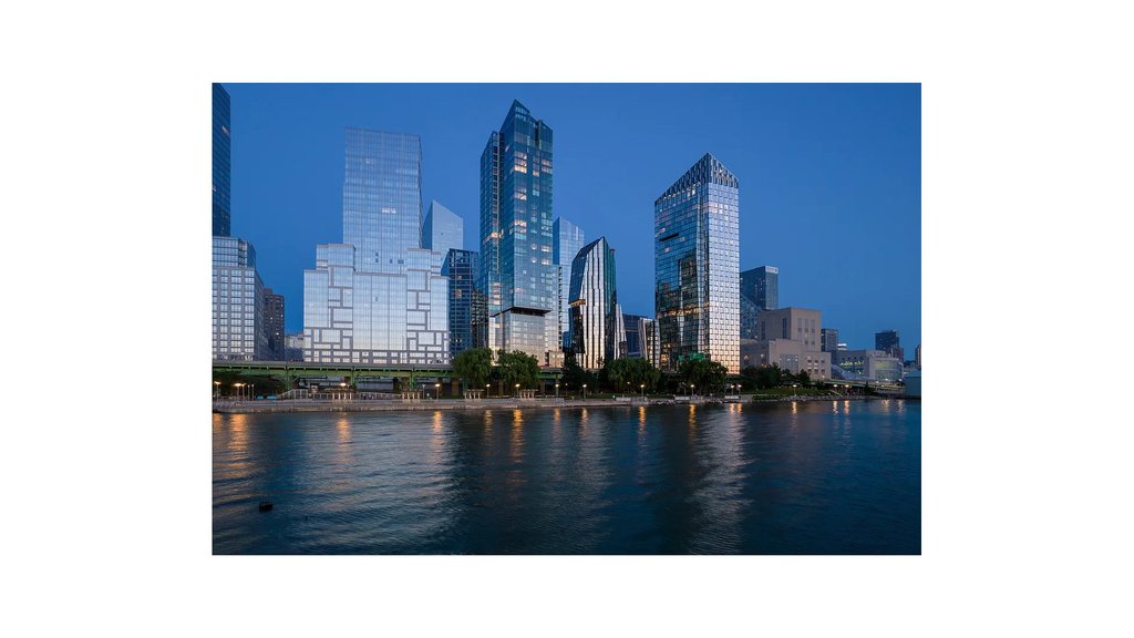10 Riverside Boulevard, Unit 32D photo 18