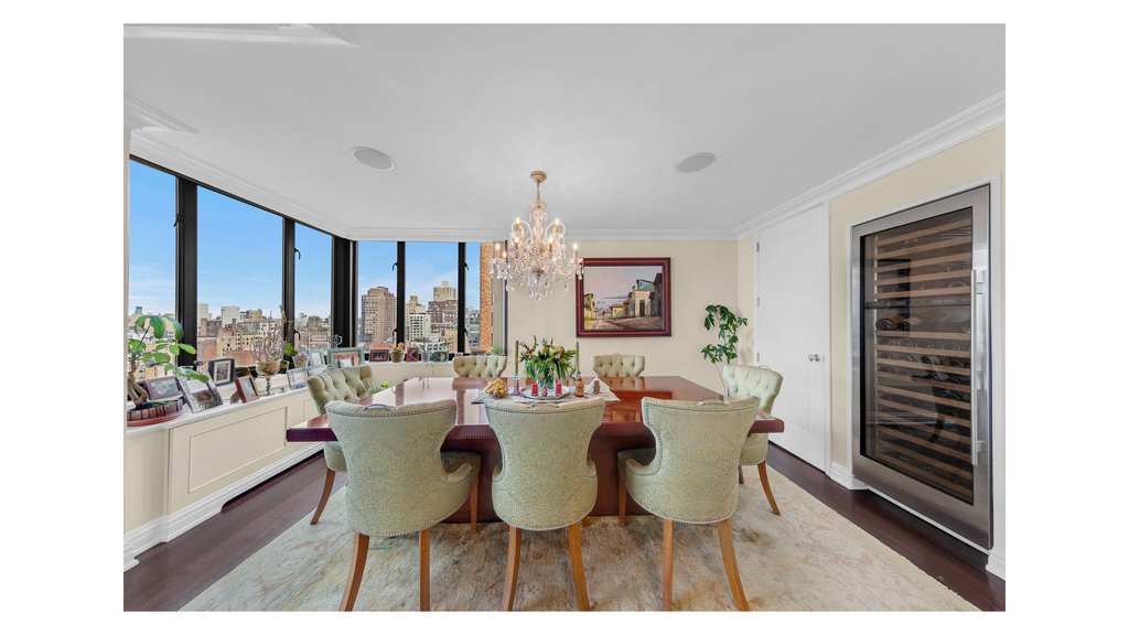 1438 Third Avenue, Unit 24B photo 3