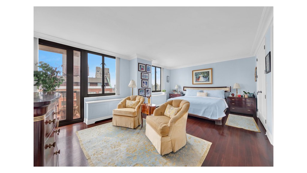 1438 Third Avenue, Unit 24B photo 6
