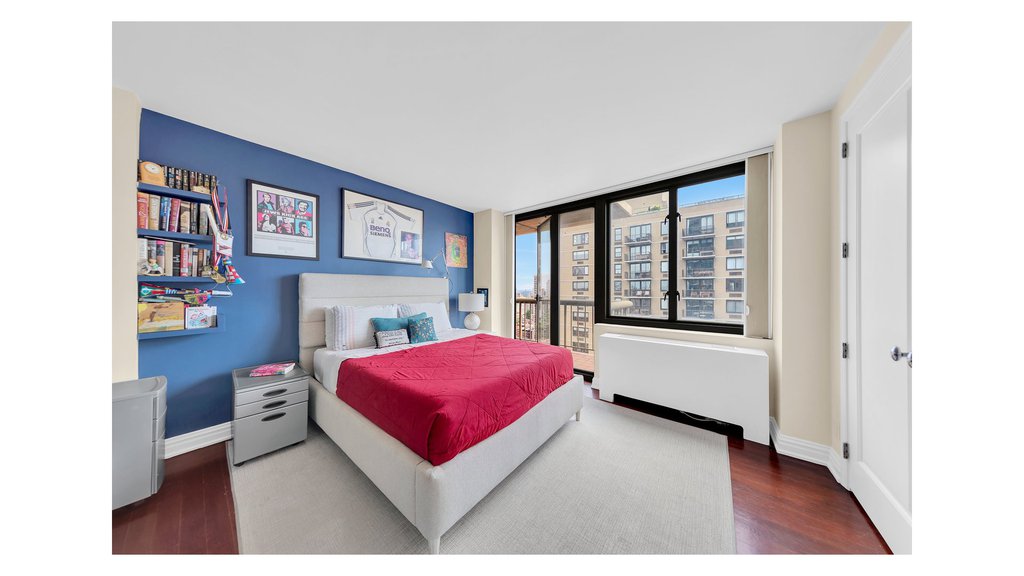 1438 Third Avenue, Unit 24B photo 8