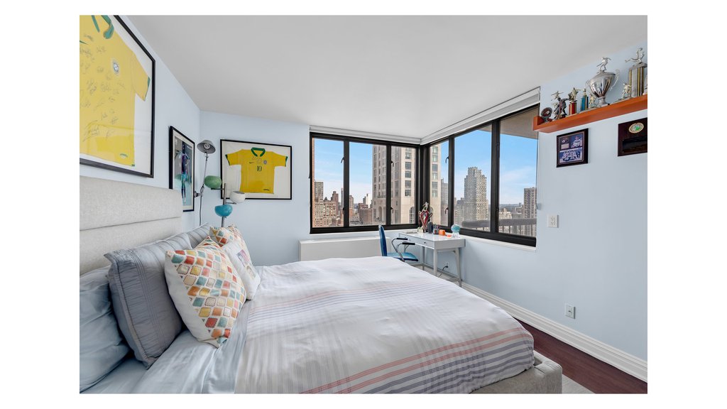 1438 Third Avenue, Unit 24B photo 10