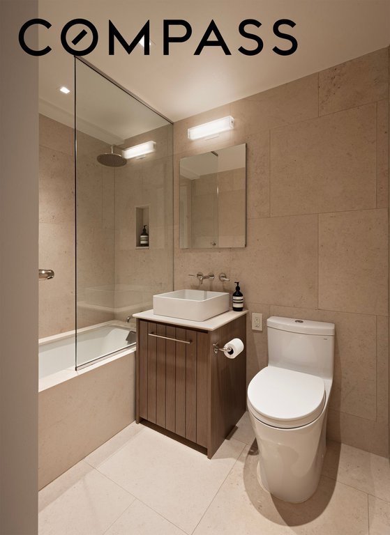 11 Fifth Avenue, Unit 6R photo 9