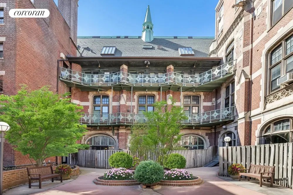 555 Washington Avenue, Unit 1L photo 5