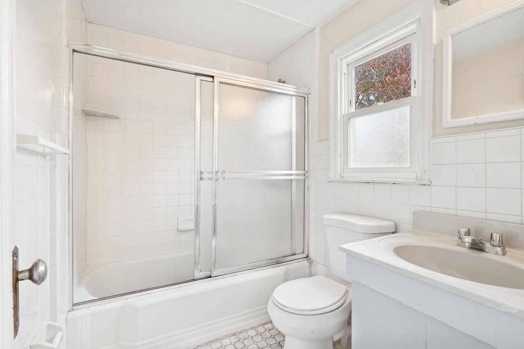 97 Westcott Boulevard – For Sale photo 4