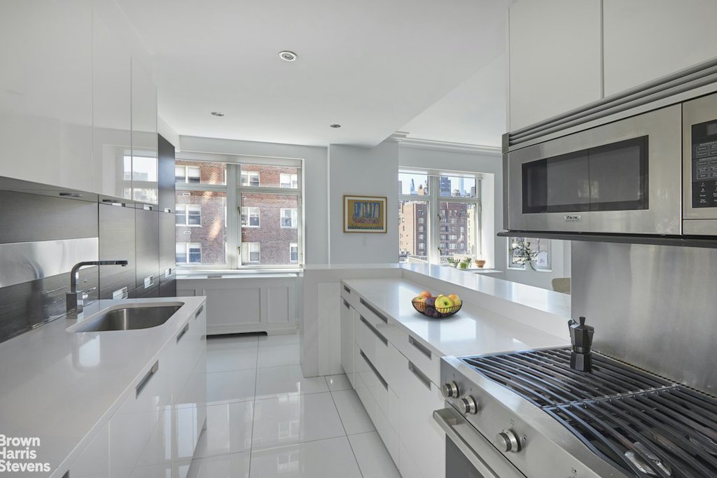 188 East 76th Street, Unit 9A photo 3