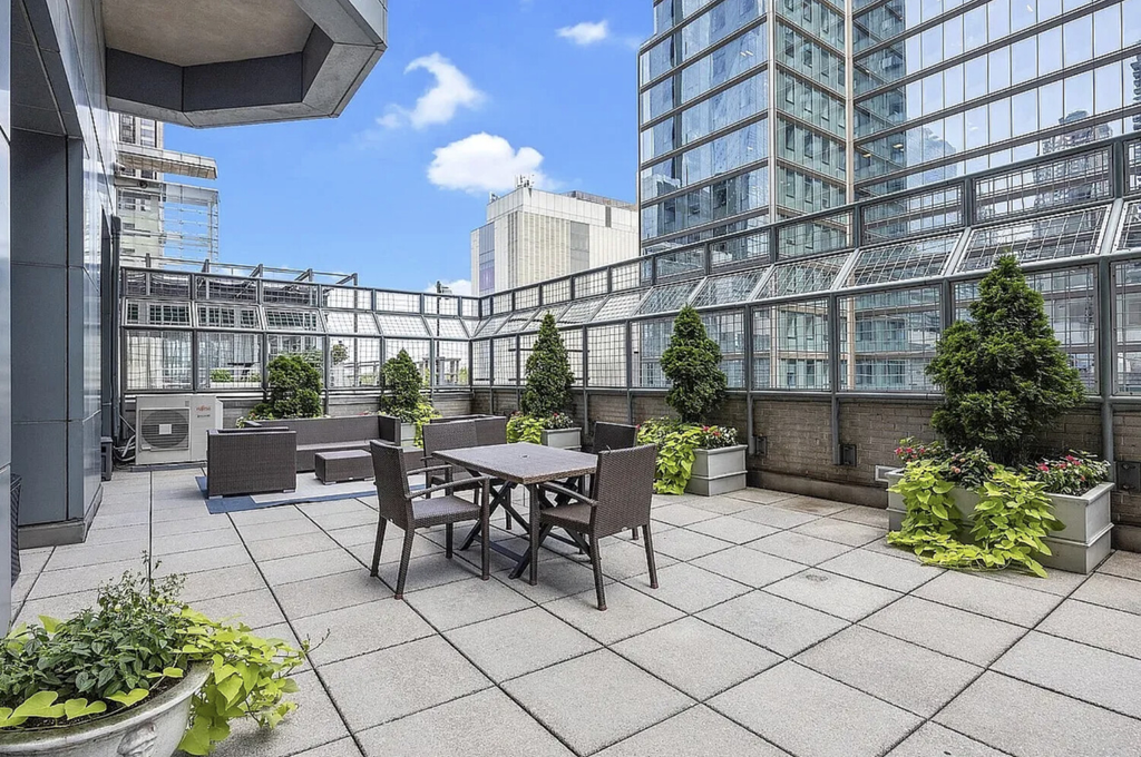 301 West 57th Street, Unit 45E photo 11