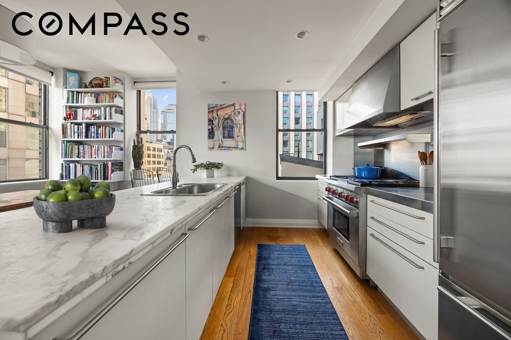 150 Nassau Street, Unit 17D photo 3