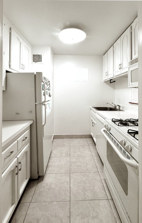301 East 79th Street, Unit 24G photo 7