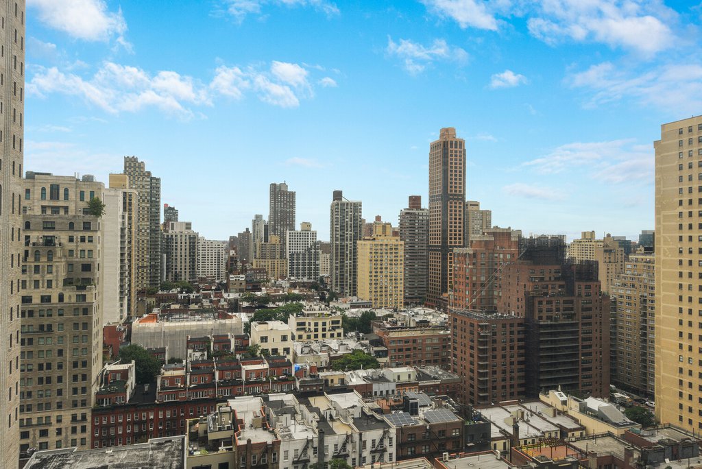 301 East 79th Street, Unit 24G photo 9