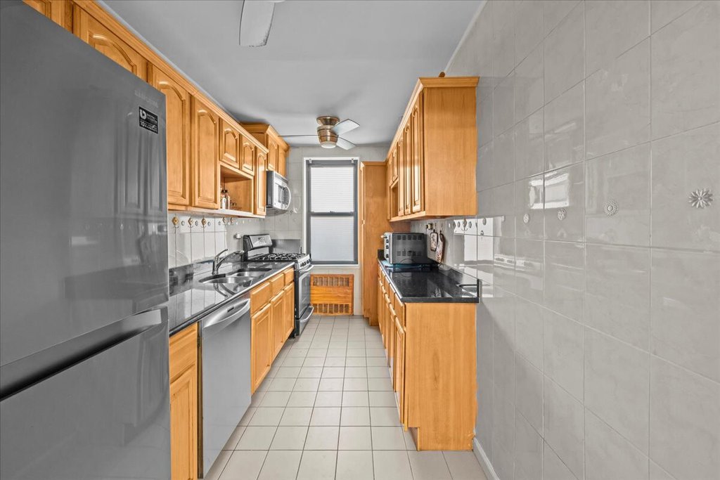 2270 Plumb 1st Street, Unit 1B photo 3