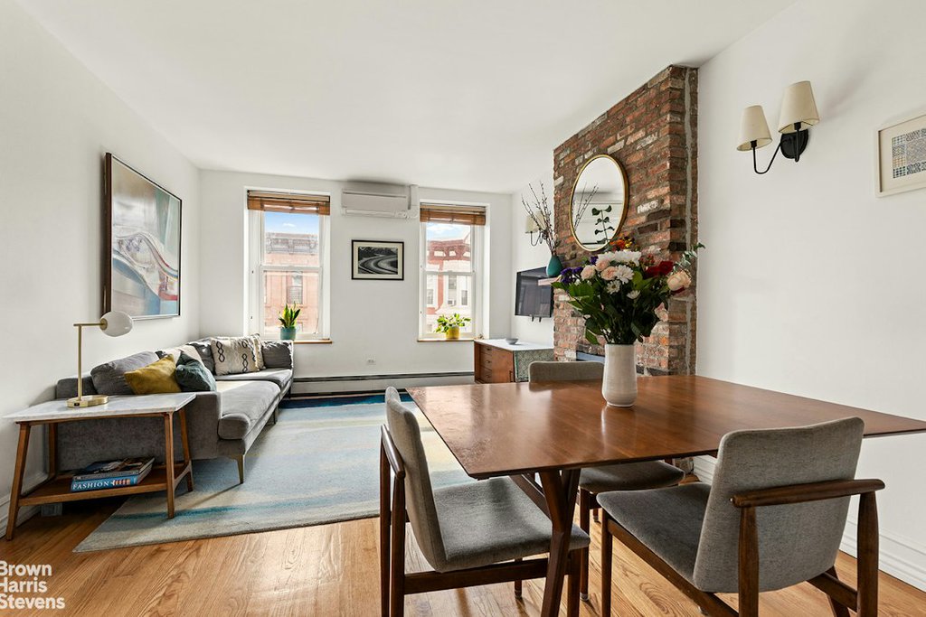 246 Fifth Avenue, Unit 4R