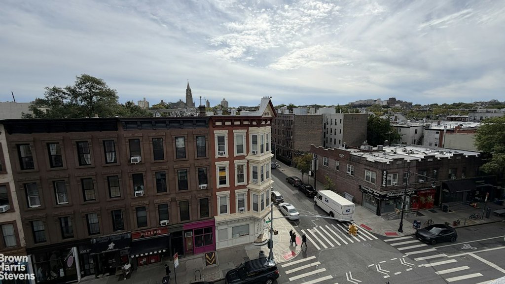 246 Fifth Avenue, Unit 4R photo 8